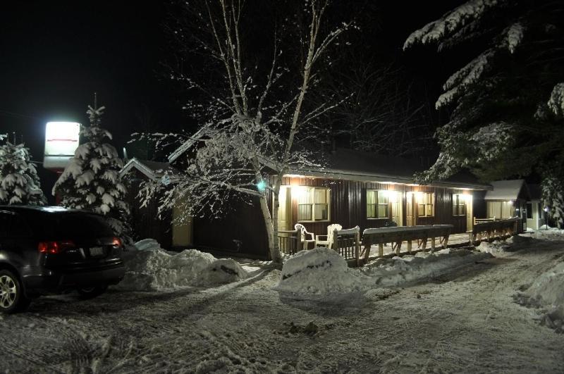 Red Umbrella Inn Minden Hills Luaran gambar